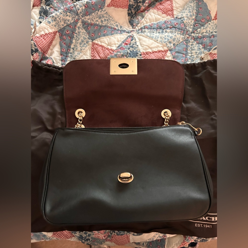 Coach Black Shoulder Bag with Gold Chain - Picture 4 of 5